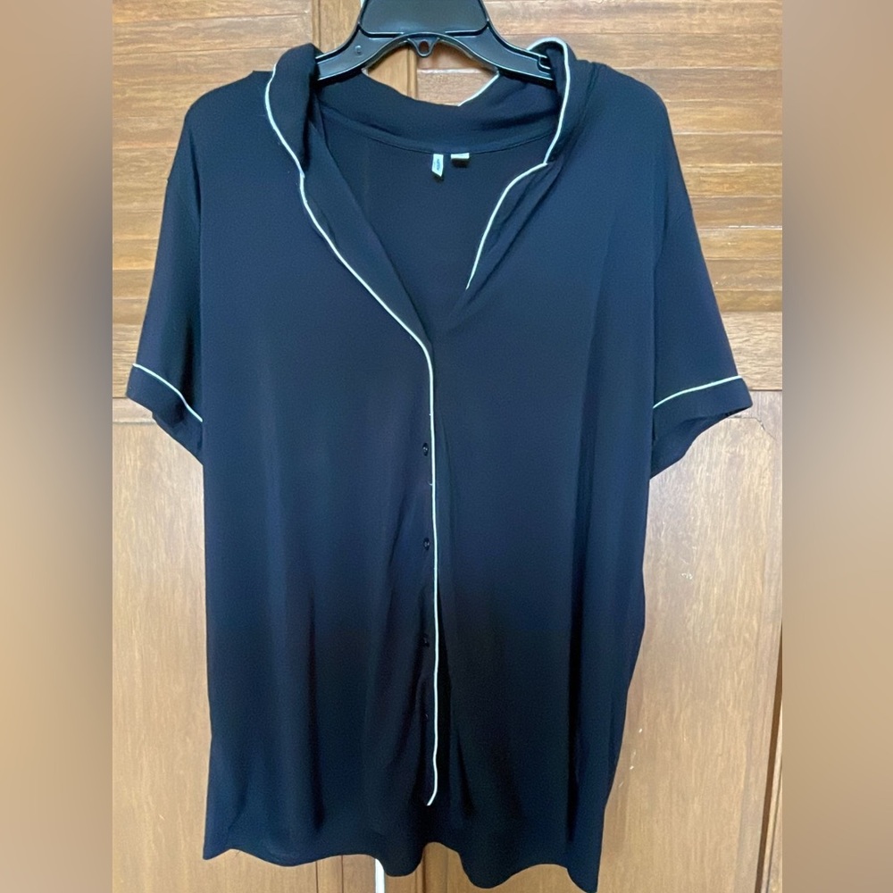 Nordstrom Black Crew Neck Top
